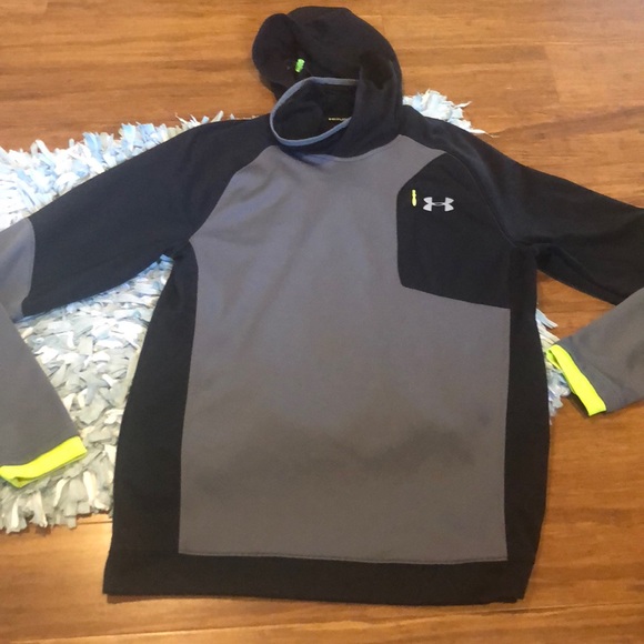 Under Armour Other - 🏃‍♂️Under Armour Coldgear Run hoodie LIKE NEW!